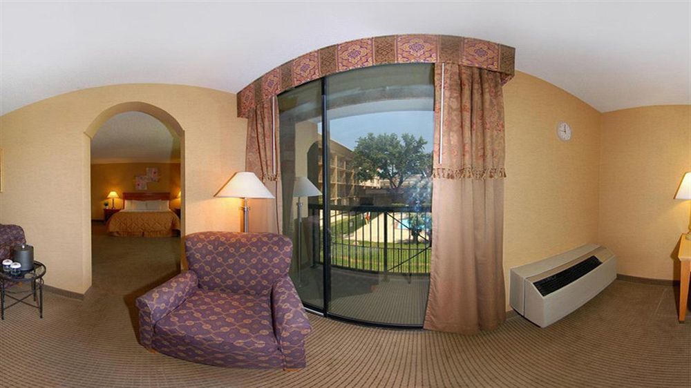 Gateway Hotel Dallas Park Central Εξωτερικό φωτογραφία
